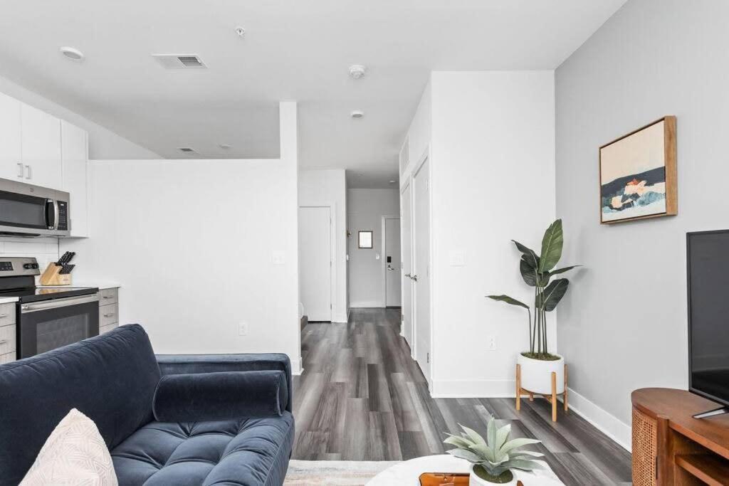 Mid-Century Modern Studio Cozysuites Downtown Indianapolis Exterior photo